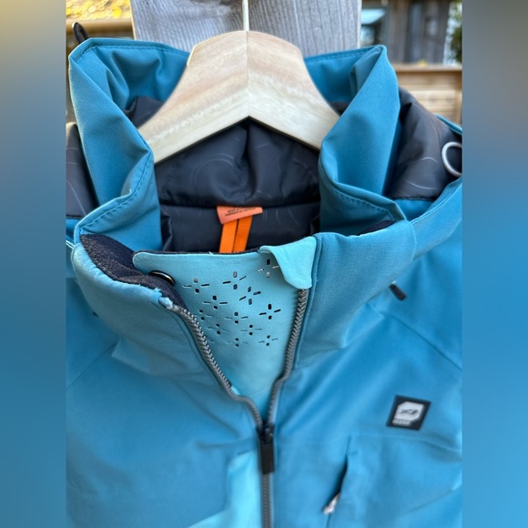 Orage Ski Jacket - Picture 4 of 15